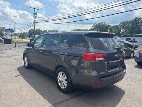 2017 Kia Sedona LX