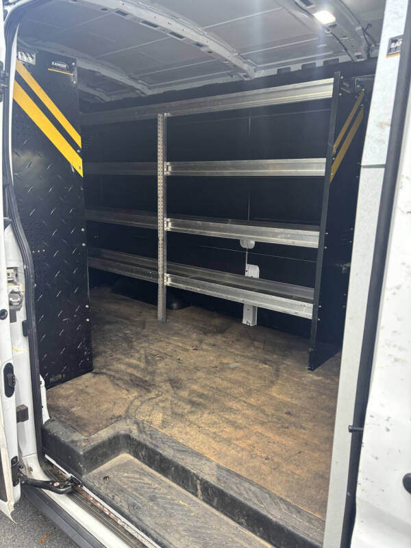 2022 Ford Transit 250