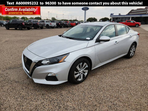 2022 Nissan Altima for sale at POLLARD PRE-OWNED in Lubbock TX