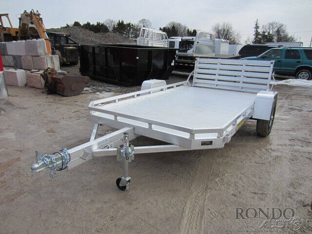 2024 Aluma Aluminum Single Axle Utility 7 for sale at Rondo Truck & Trailer in Sycamore IL