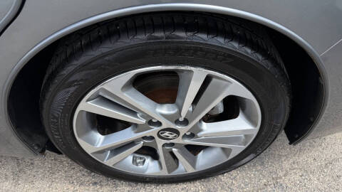 2017 Hyundai Elantra Limited