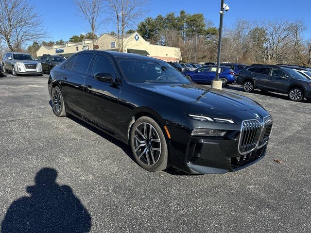 2024 BMW 7 Series 740i