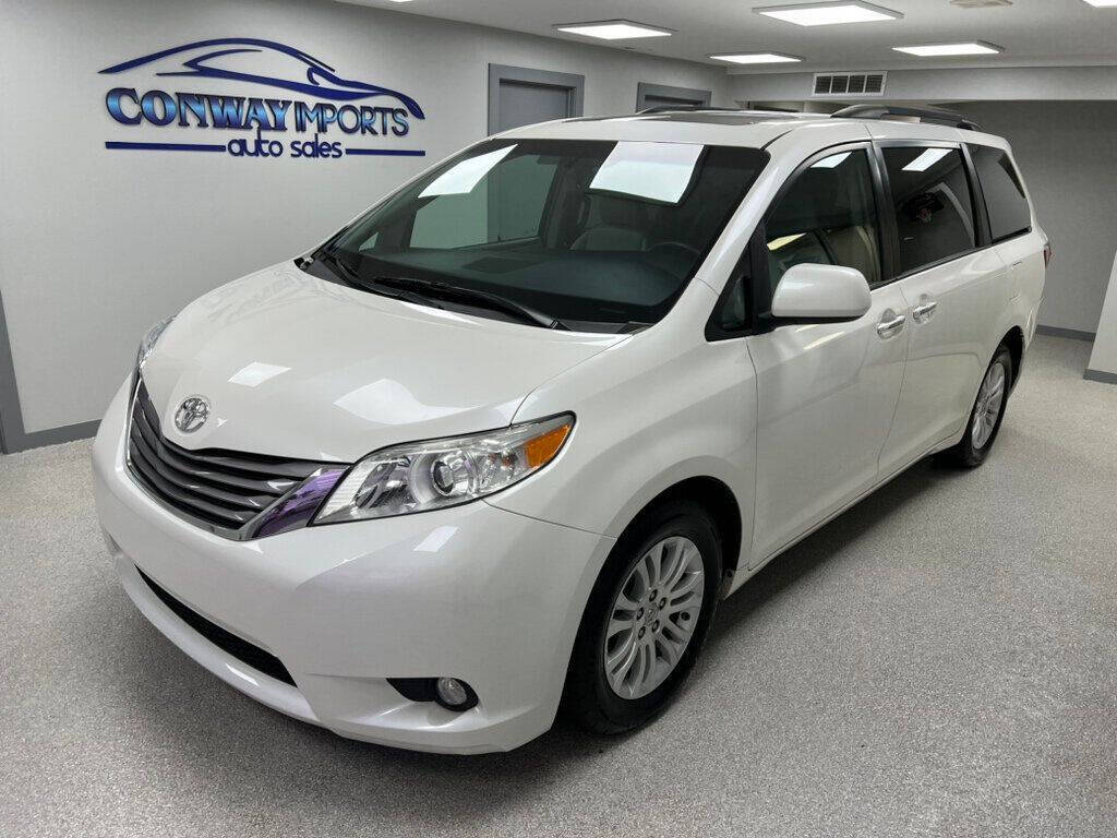 2017 Toyota Sienna for sale at Conway Imports in   Streamwood, IL