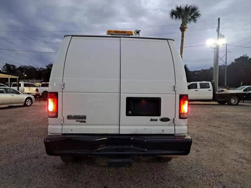 2014 Ford E-Series E-350 SD