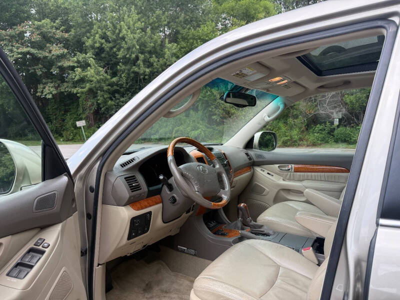 2004 Lexus GX 470