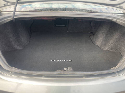 2013 Chrysler 200 Touring