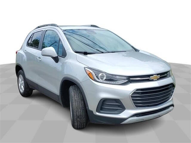 2022 Chevrolet Trax for sale at Bowman Auto Center in Clarkston, MI