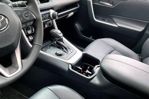 2023 Toyota RAV4 Hybrid XLE Premium