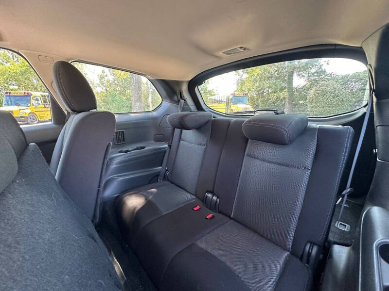 2017 Nissan Pathfinder SV