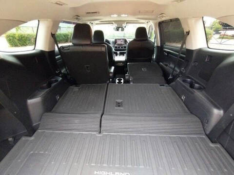 2020 Toyota Highlander Hybrid XLE