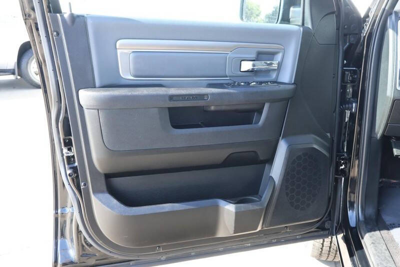 2024 RAM 1500 Classic