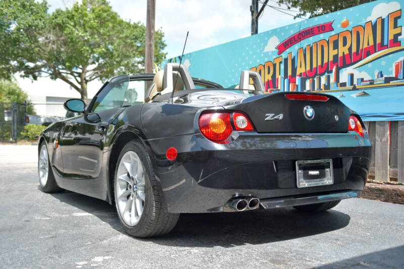 2003 BMW Z4 2.5i