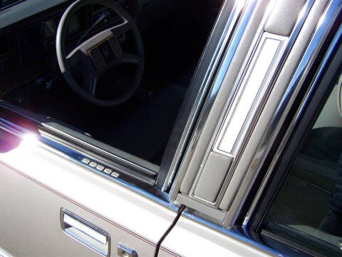 1988 Lincoln Town Car Signature