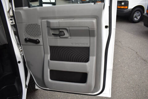 2014 Ford E-Series E-150