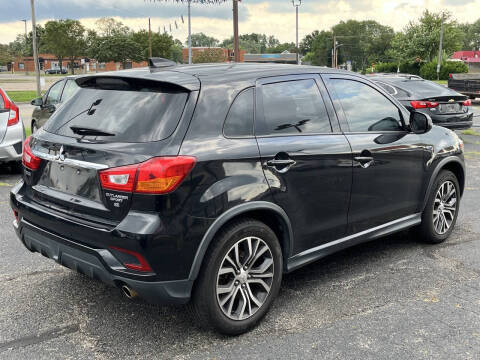 2019 Mitsubishi Outlander Sport SE