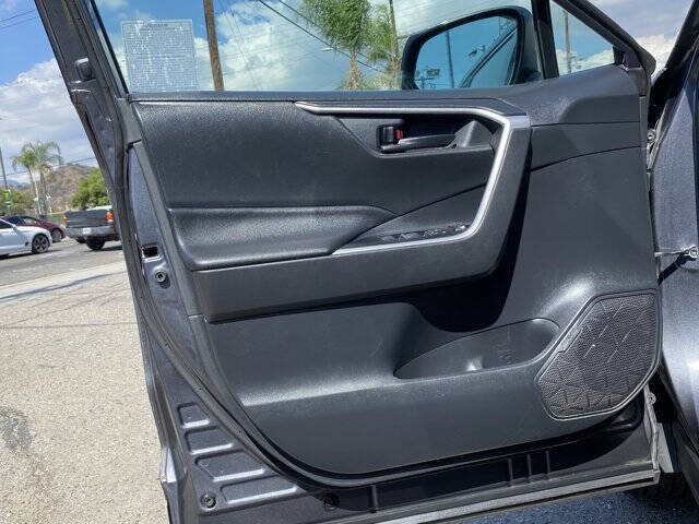 2019 Toyota RAV4 Hybrid LE