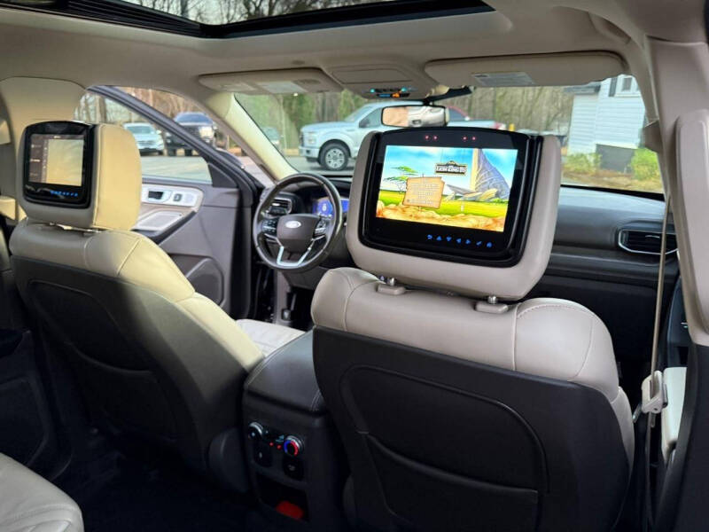 2020 Ford Explorer Platinum