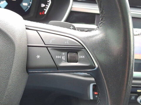 2022 Audi Q3 quattro S line Premium 45 TFSI