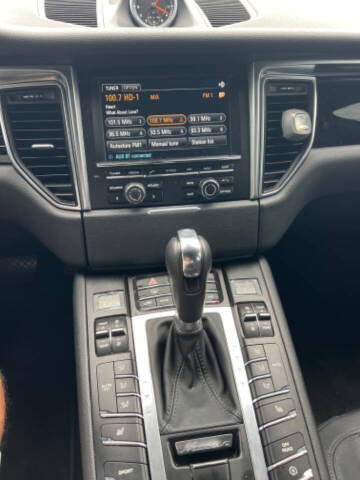 2015 Porsche Macan S