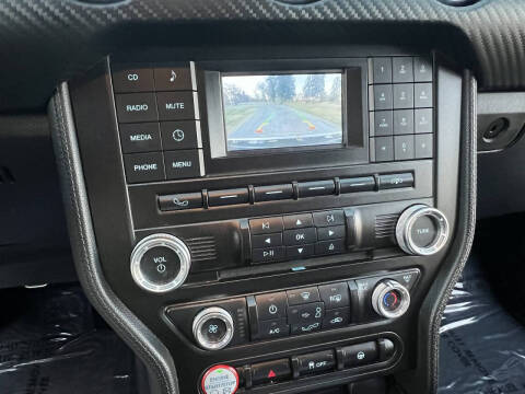 2015 Ford Mustang V6