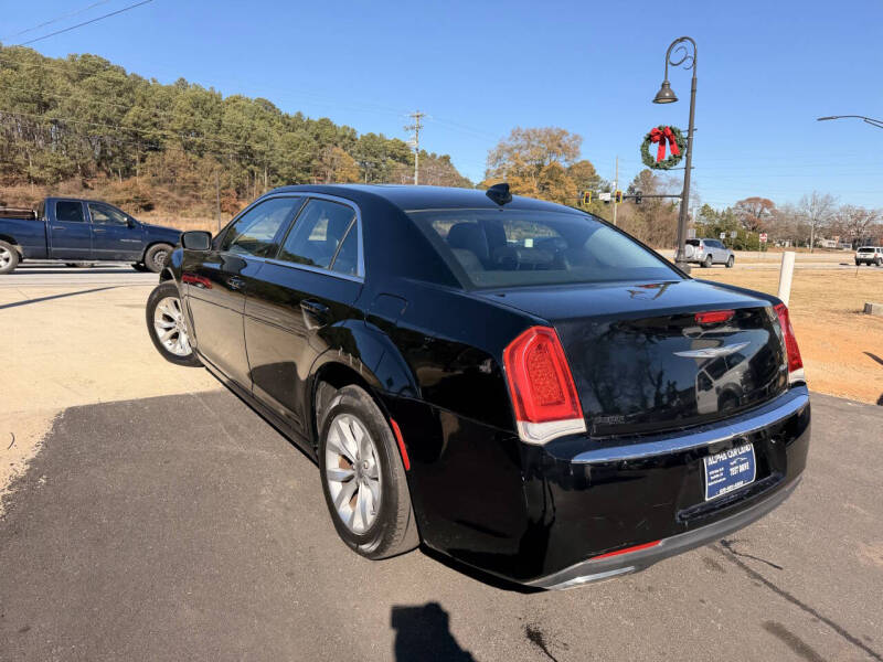 2016 Chrysler 300 Limited