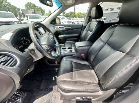 2015 Nissan Pathfinder SL