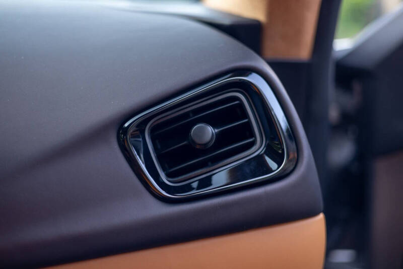 2023 Aston Martin Vantage