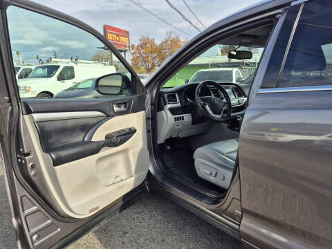 2015 Toyota Highlander XLE