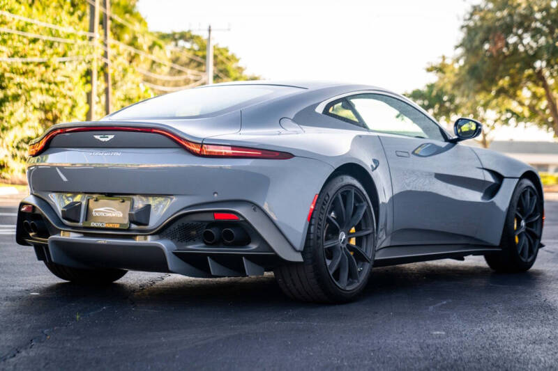 2019 Aston Martin Vantage