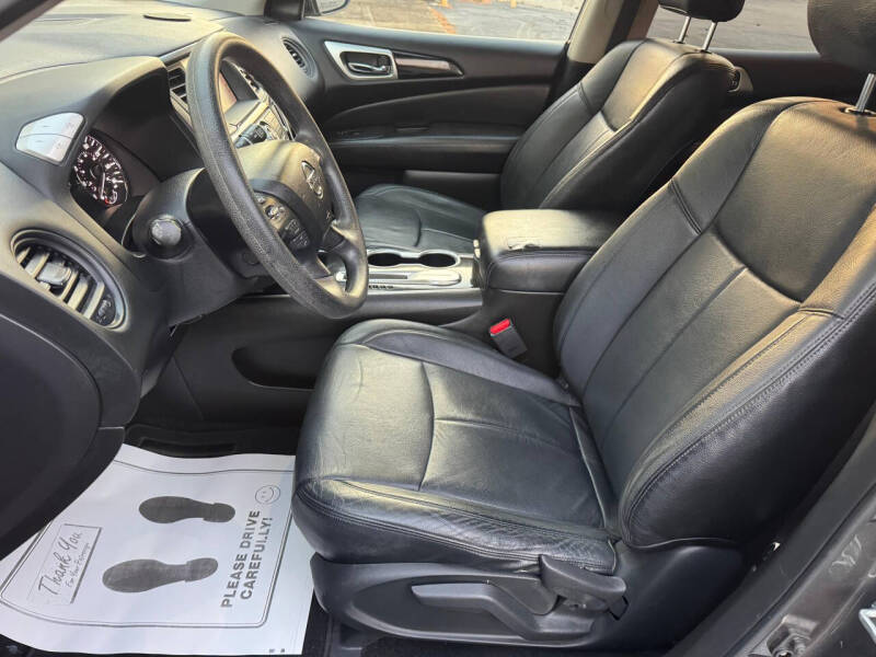 2018 Nissan Pathfinder S