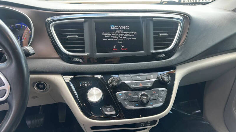 2018 Chrysler Pacifica Touring L