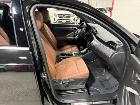 2020 Audi Q3 quattro S line Premium 45 TFSI