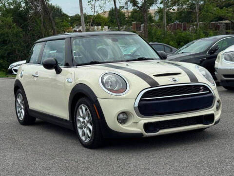 2017 MINI Hardtop 2 Door Cooper S