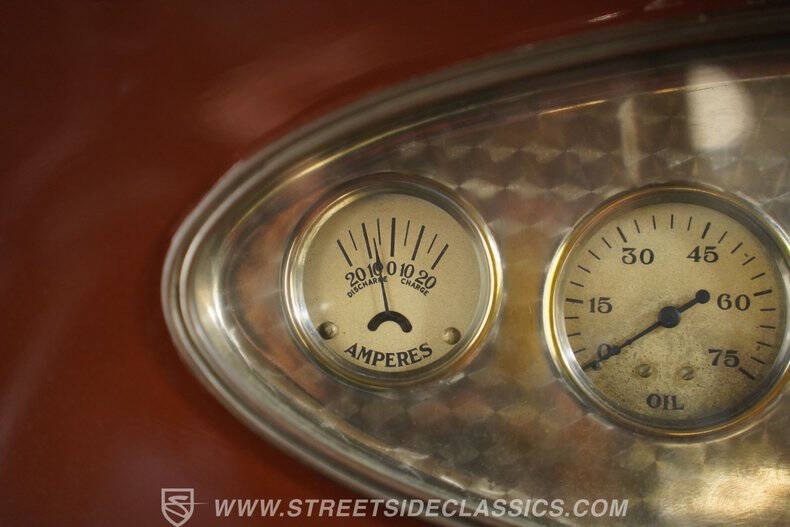 1932 Chrysler Cirrus