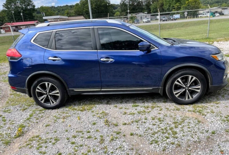 2017 Nissan Rogue SL