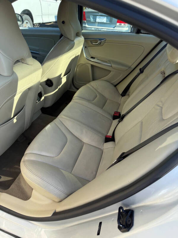 2012 Volvo S60 T5