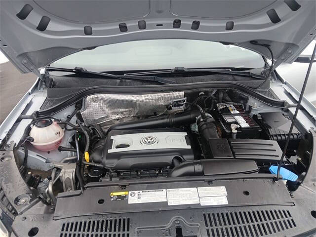 2018 Volkswagen Tiguan Limited 2.0T 4Motion