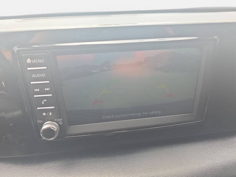 2025 Nissan Kicks S