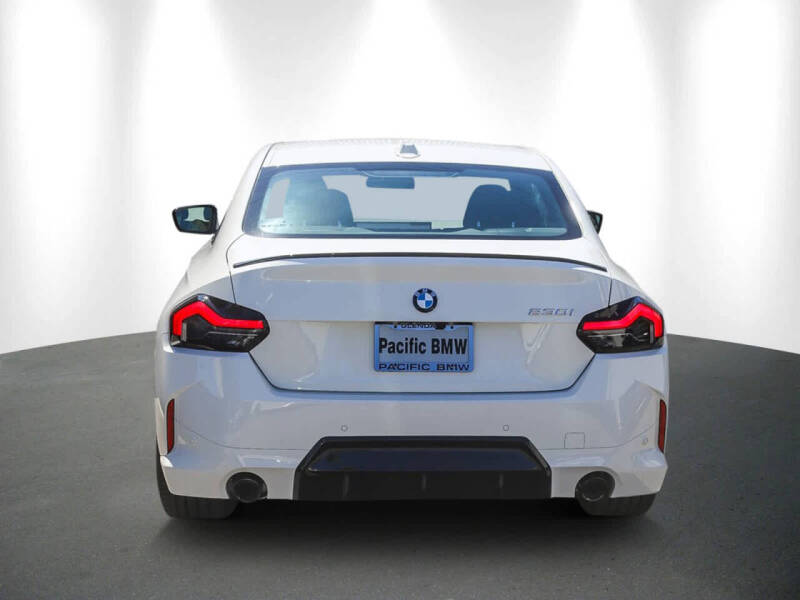 2025 BMW 2 Series 230i