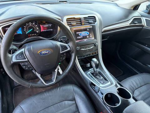 2014 Ford Fusion SE