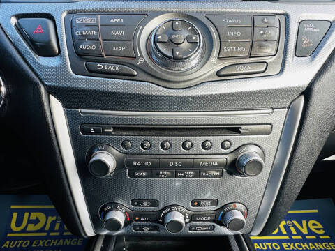 2017 Nissan Pathfinder SL