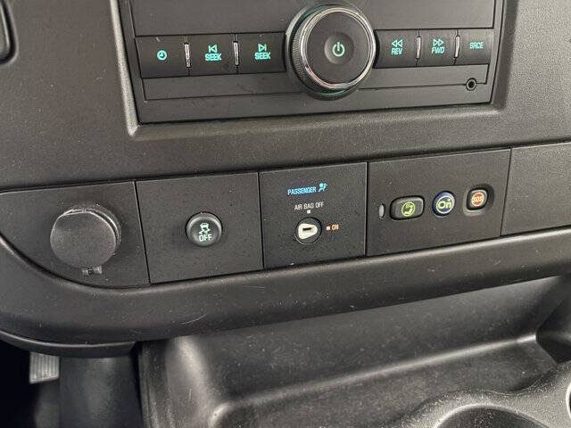 2023 GMC Savana 2500