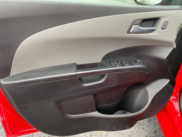 2015 Chevrolet Sonic LT Auto