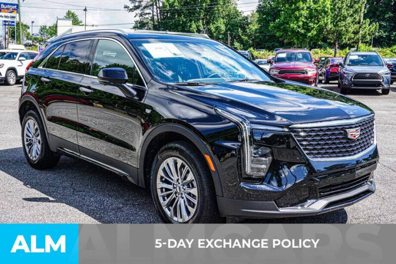 2025 Cadillac XT4 Premium Luxury