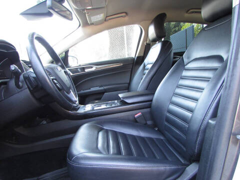 2019 Ford Fusion SEL