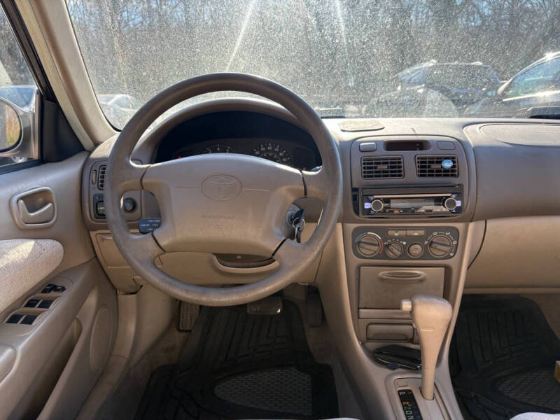 2001 Toyota Corolla LE