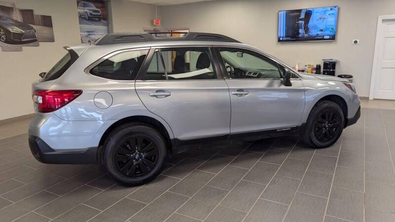 2018 Subaru Outback 2.5i
