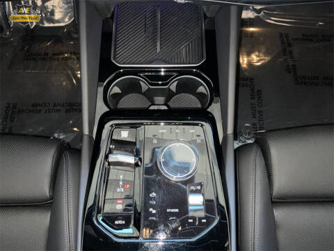 2025 BMW 5 Series 530i