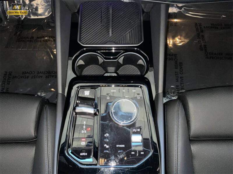 2025 BMW 5 Series 530i