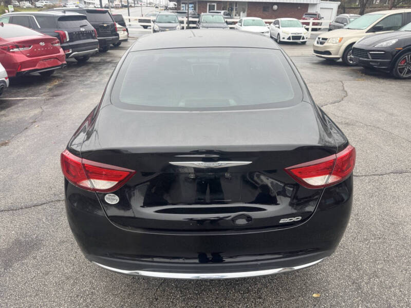 2016 Chrysler 200 Limited